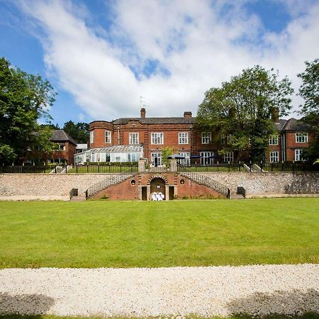 Southcrest Manor Hotel, Best Western Signature Collection Redditch Exterior foto