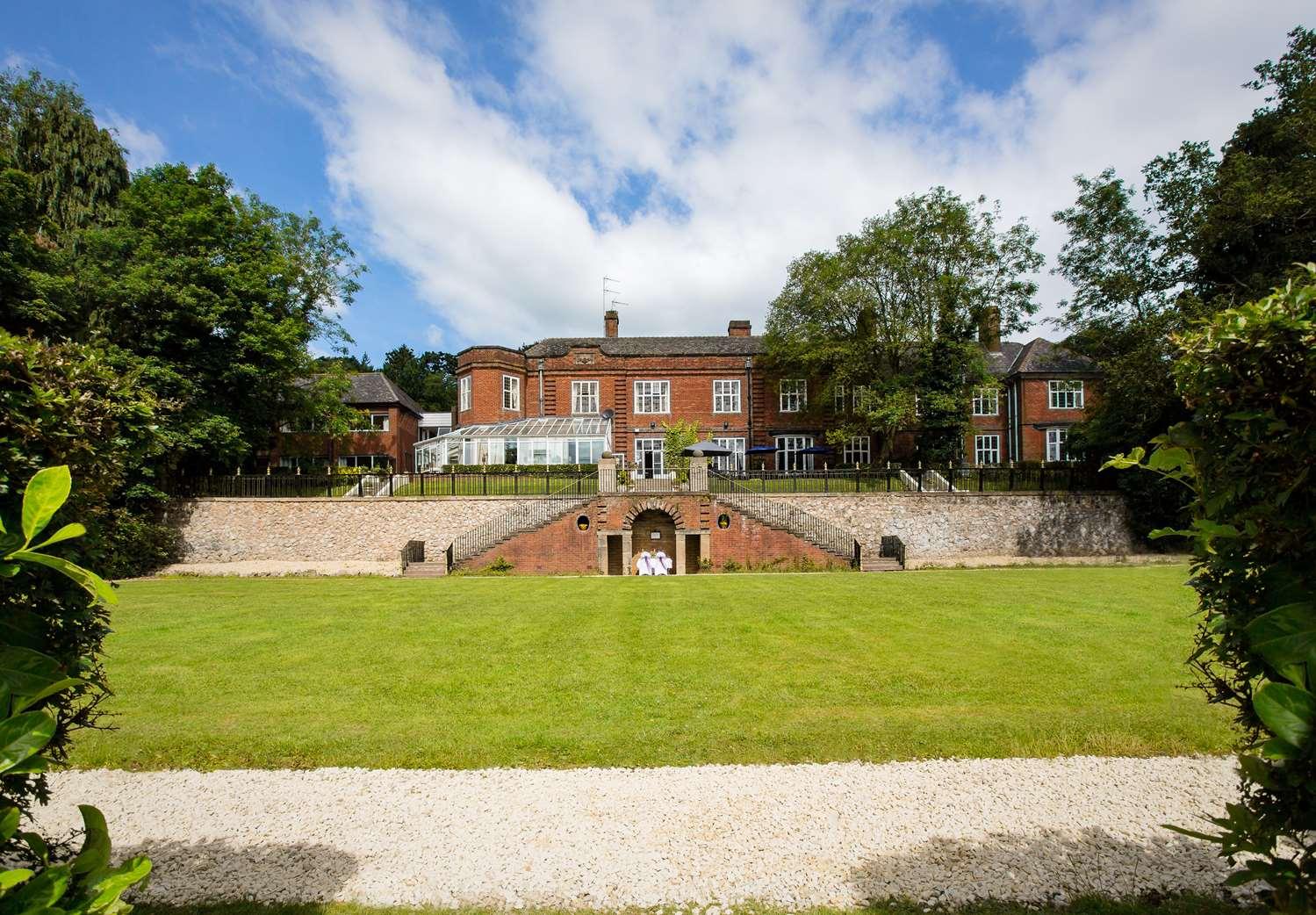 Southcrest Manor Hotel, Best Western Signature Collection Redditch Exterior foto